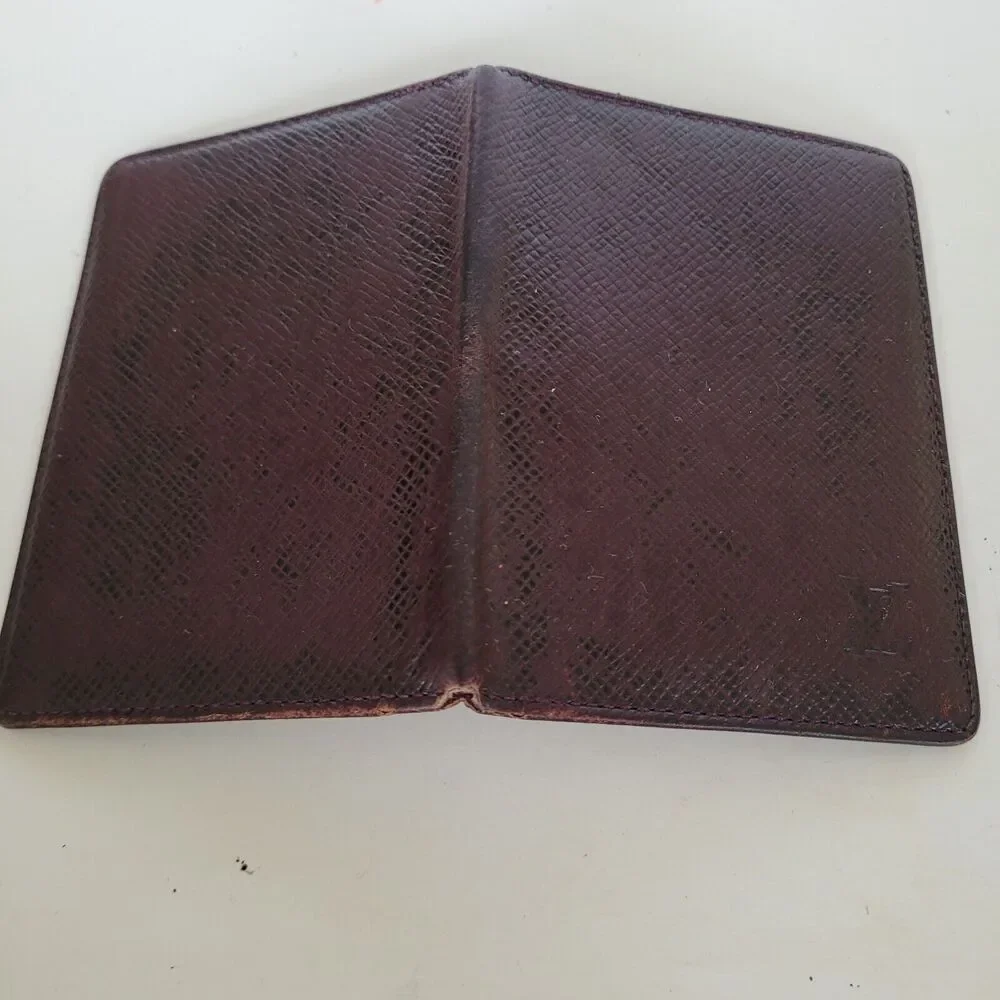 Louis Vuitton LV Taiga‎ Vintage Card 2 ID Windows Wallet Brown Bifold Small Auth